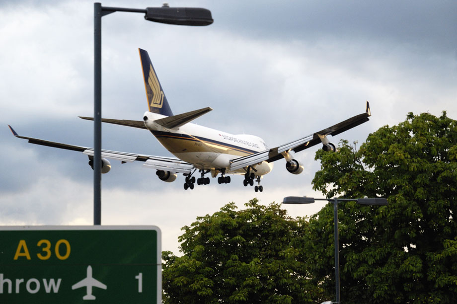 Heathrow: fresh uncertainty over expansion plan  