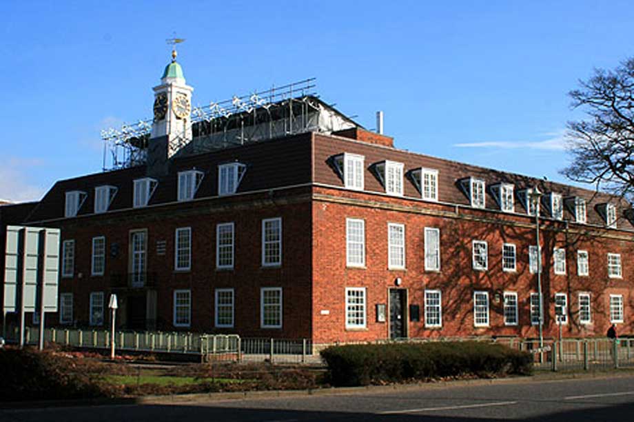 Welwyn Council (pic: cc-by-sa/2.0 - © David Lally - geograph.org.uk/p/1173018)