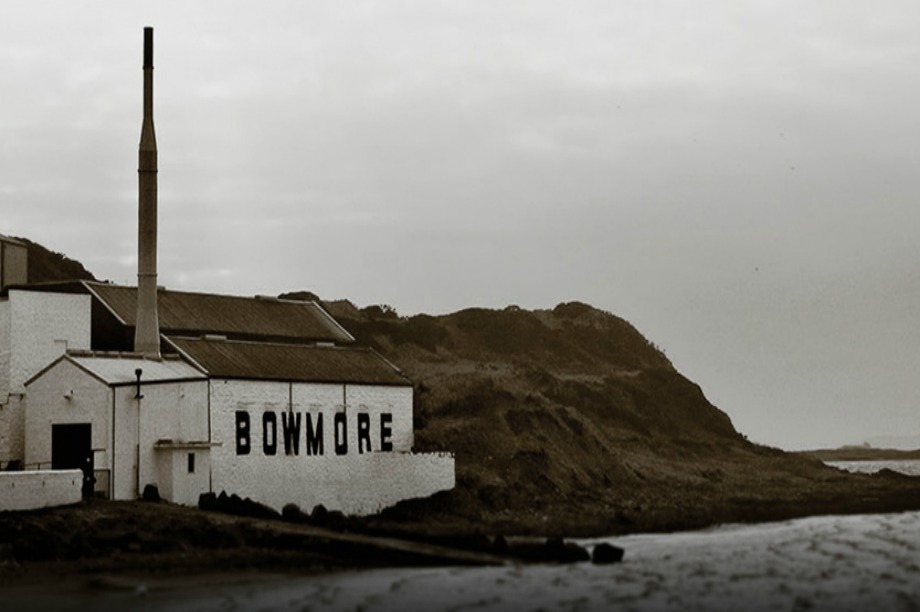 Bowmore: one of Suntory Beam's Peated Malts of Distinction