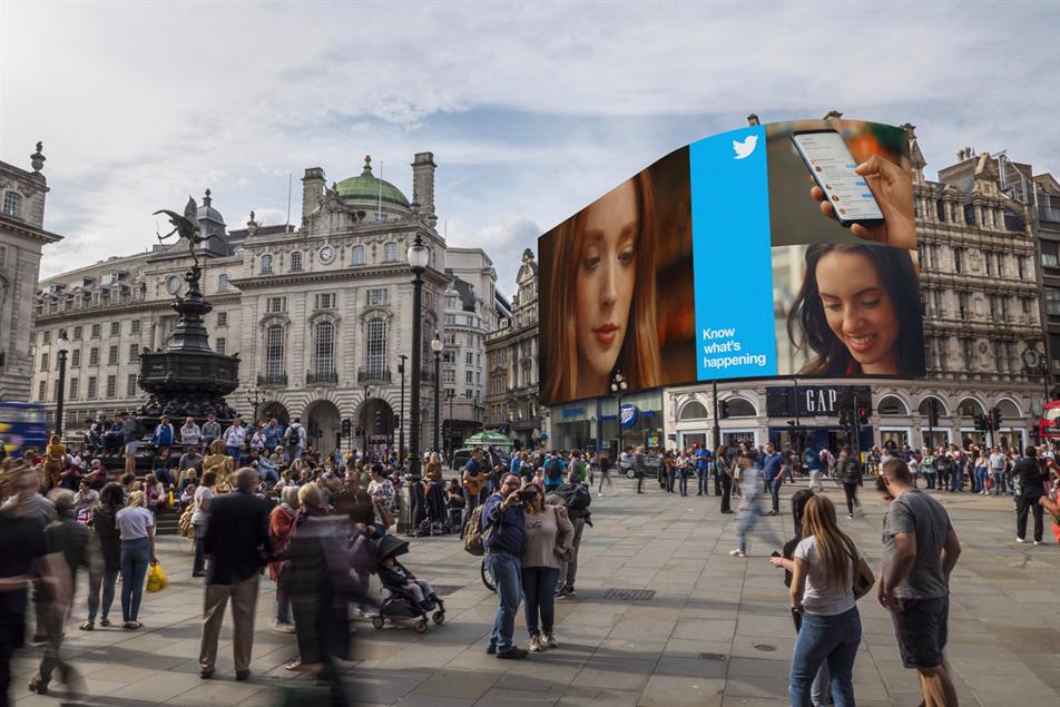 Twitter to appear for the first time on Piccadilly Lights