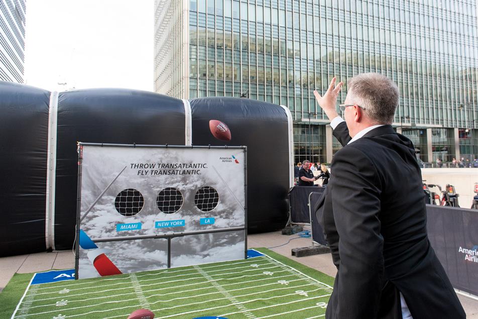 American Airlines targets commuters with sports lounge in Canary Wharf