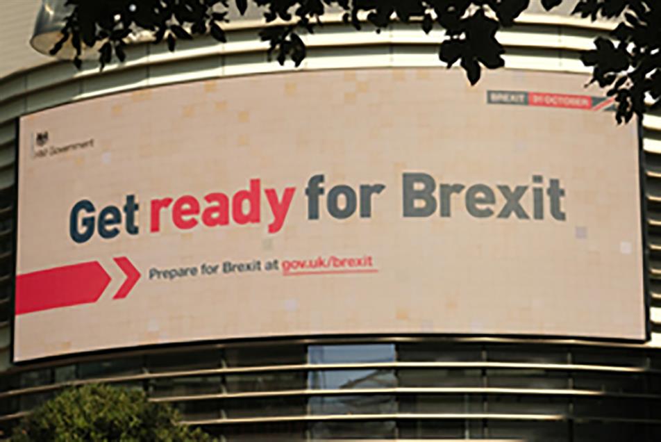 Brexit: outdoor ads launched on Sunday