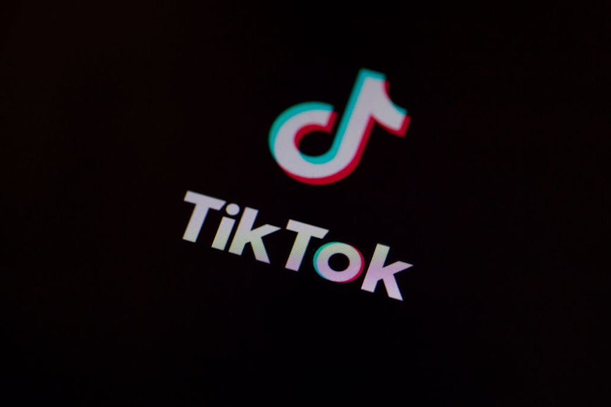 TikTok funds top creators to fend off rivals as Trump