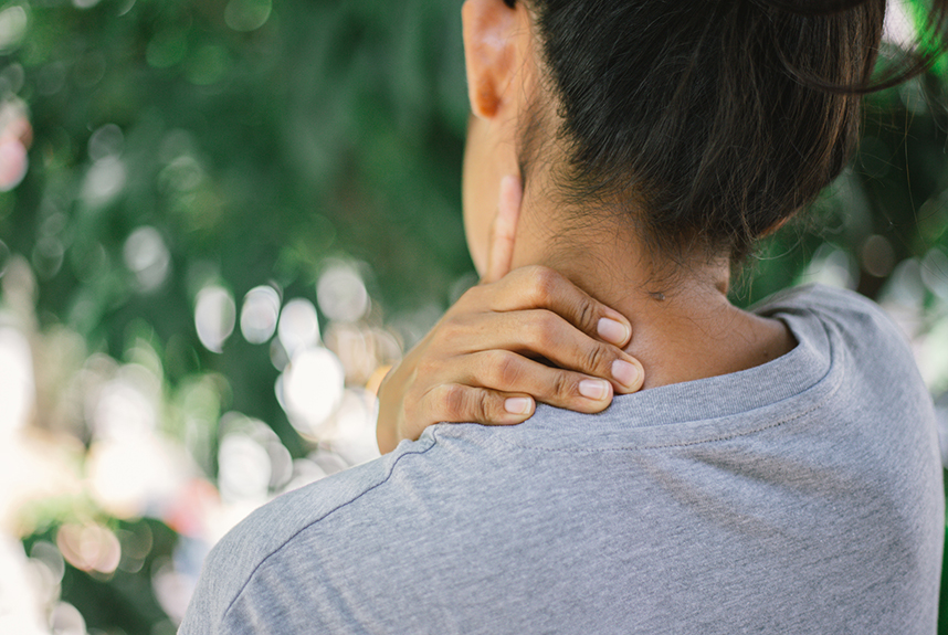 When to Worry About Neck Pain - Regional Neurological Associates