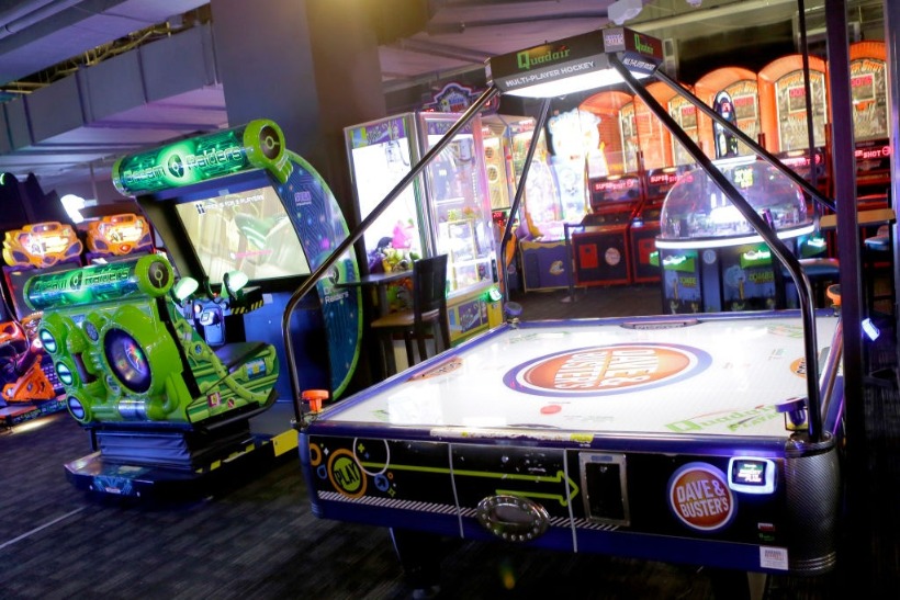 Dave & Buster's entertainment play: Interactive technology played a key  role