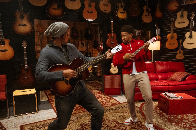 Aaron Rodgers goes undercover as a songwriter for State Farm Campaign US