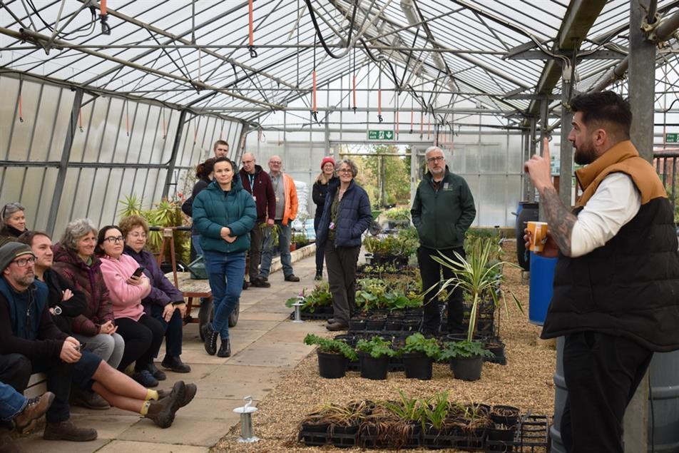 Gardening superstar from Suffolk returns to former college to inspire ...