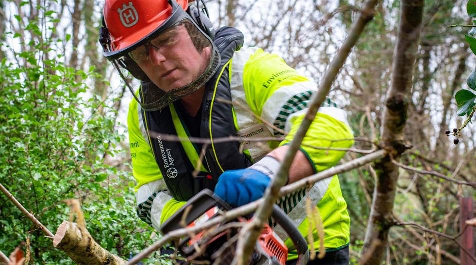 Husqvarna helps Environment Agency slash carbon emissions | HortWeek